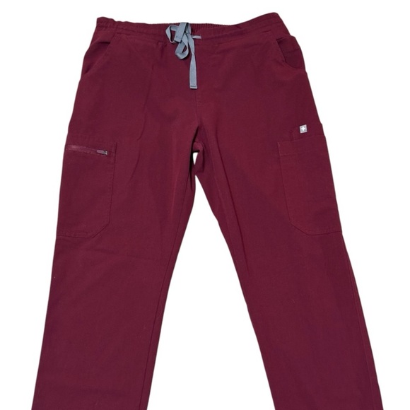 FIGS Technical Collection Burgundy Pants Scrubs Size S Hospital Work Nurse RN - Picture 4 of 8